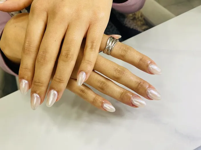 2H Nails Studio