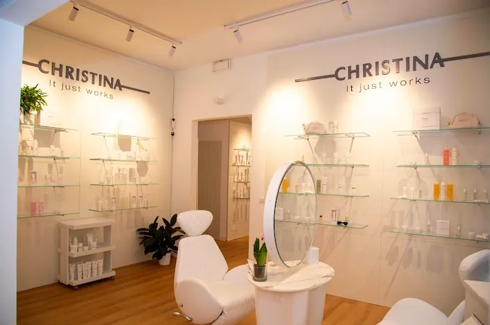 ESTETICA 33 di Daniela Trupia (Christina House Torino)