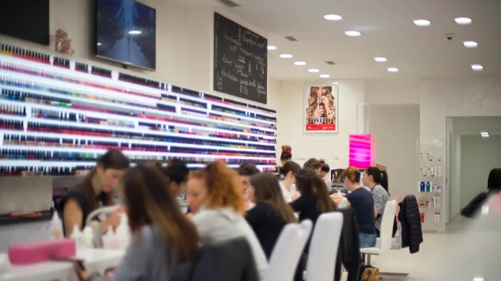Femme Nailbar Beauty Store & Hairdresser Roma
