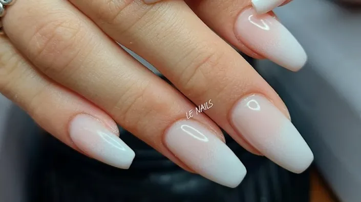LE NAILS ROMA