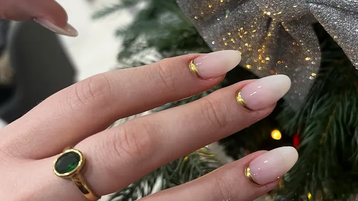 Miss Nail