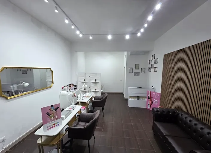 Nails Atelier di Mirela G.