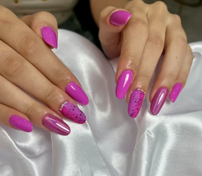 Nails House