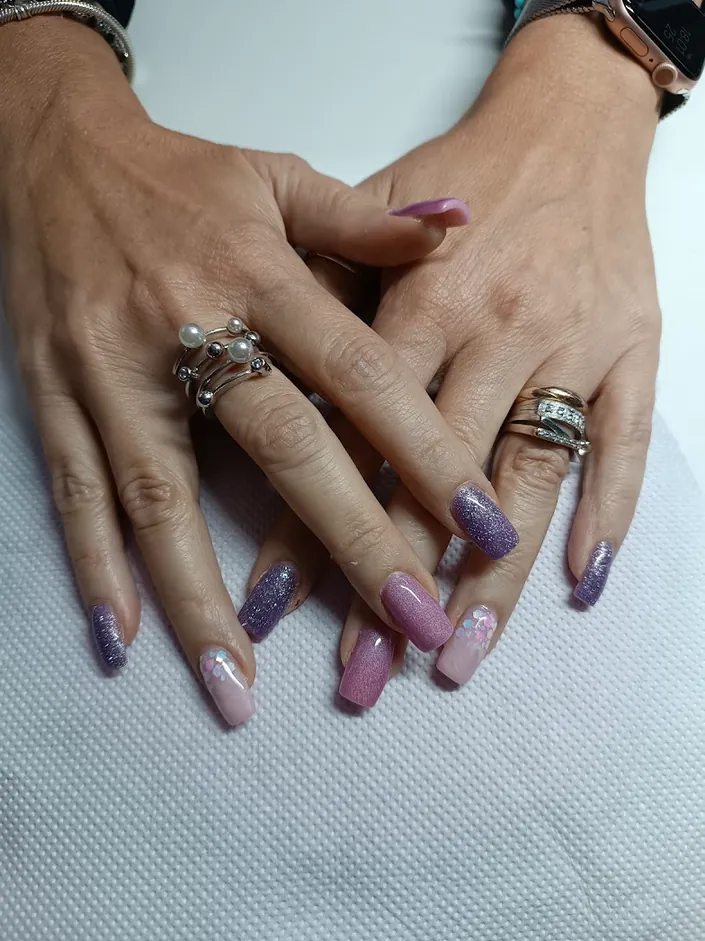 Rich Nails